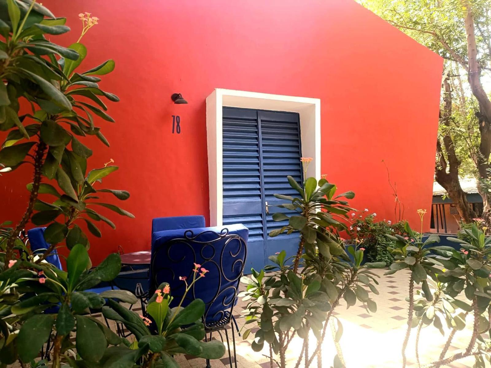 Hotel Les Palmiers Ουαγκαντουγκού Εξωτερικό φωτογραφία